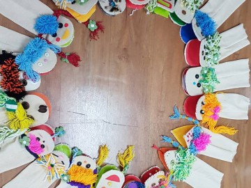 อาสาสมัคร ตุ๊กตาหุ่นมือ 23 มิ.ย.62 Volunteer Producing Hand Puppet Dolls for Learning Kits June, 23, 18  ณ ห้องสมุดประชาชนกทม. ซอยพระนาง อนุสาวรีย์ชัยสมรภูมิ